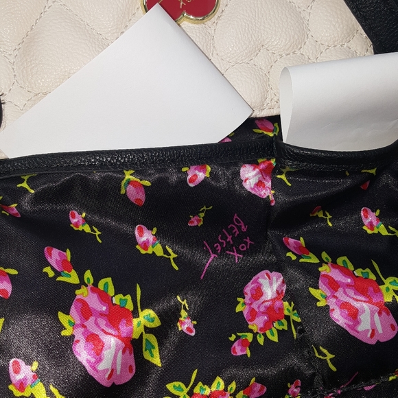 Betsey Johnson Faux Leather Quilted Heart Satchel - Picture 10 of 12